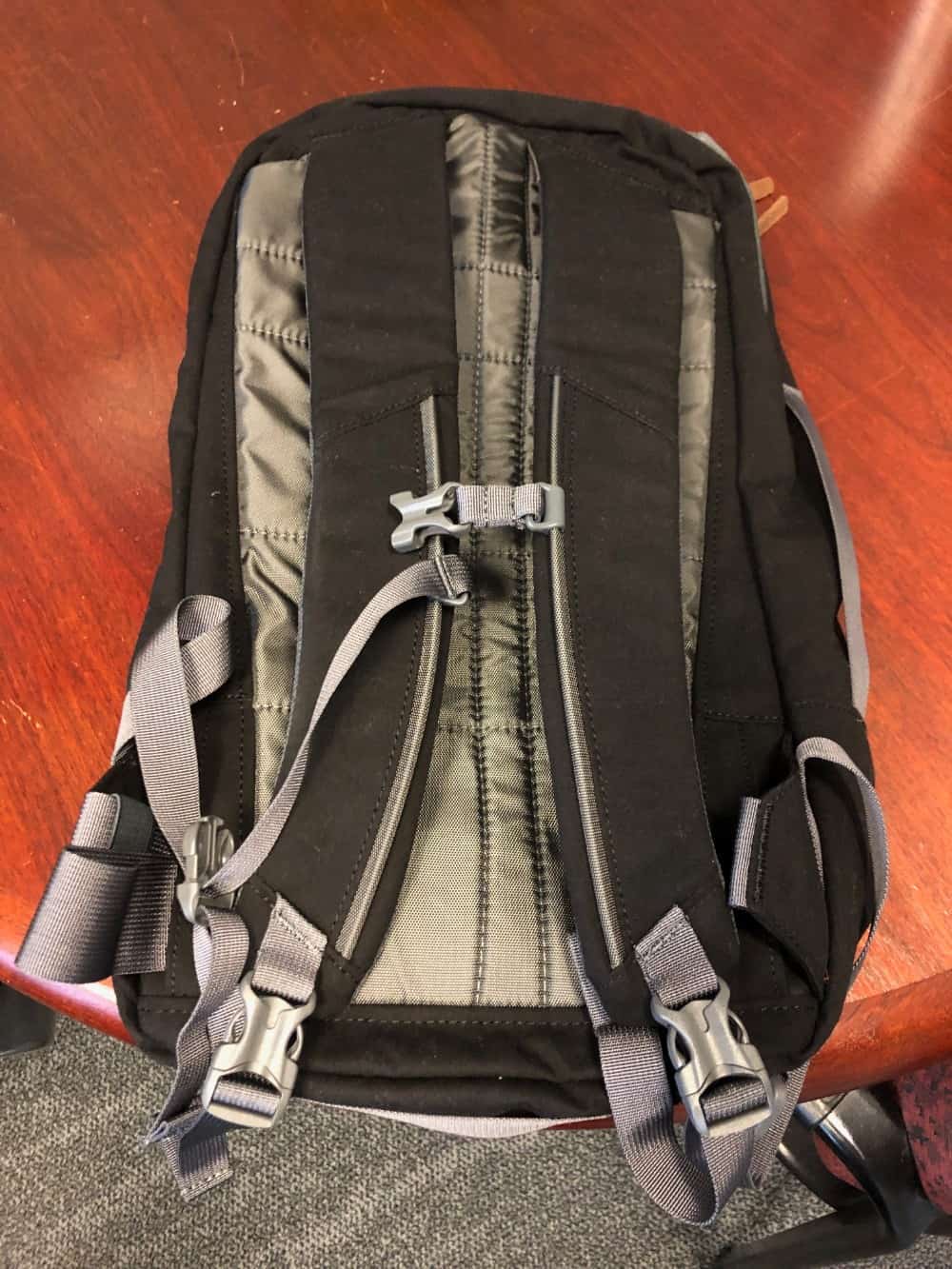 Close up photo of the shoulder straps for the Cotopaxi Nazca travel pack
